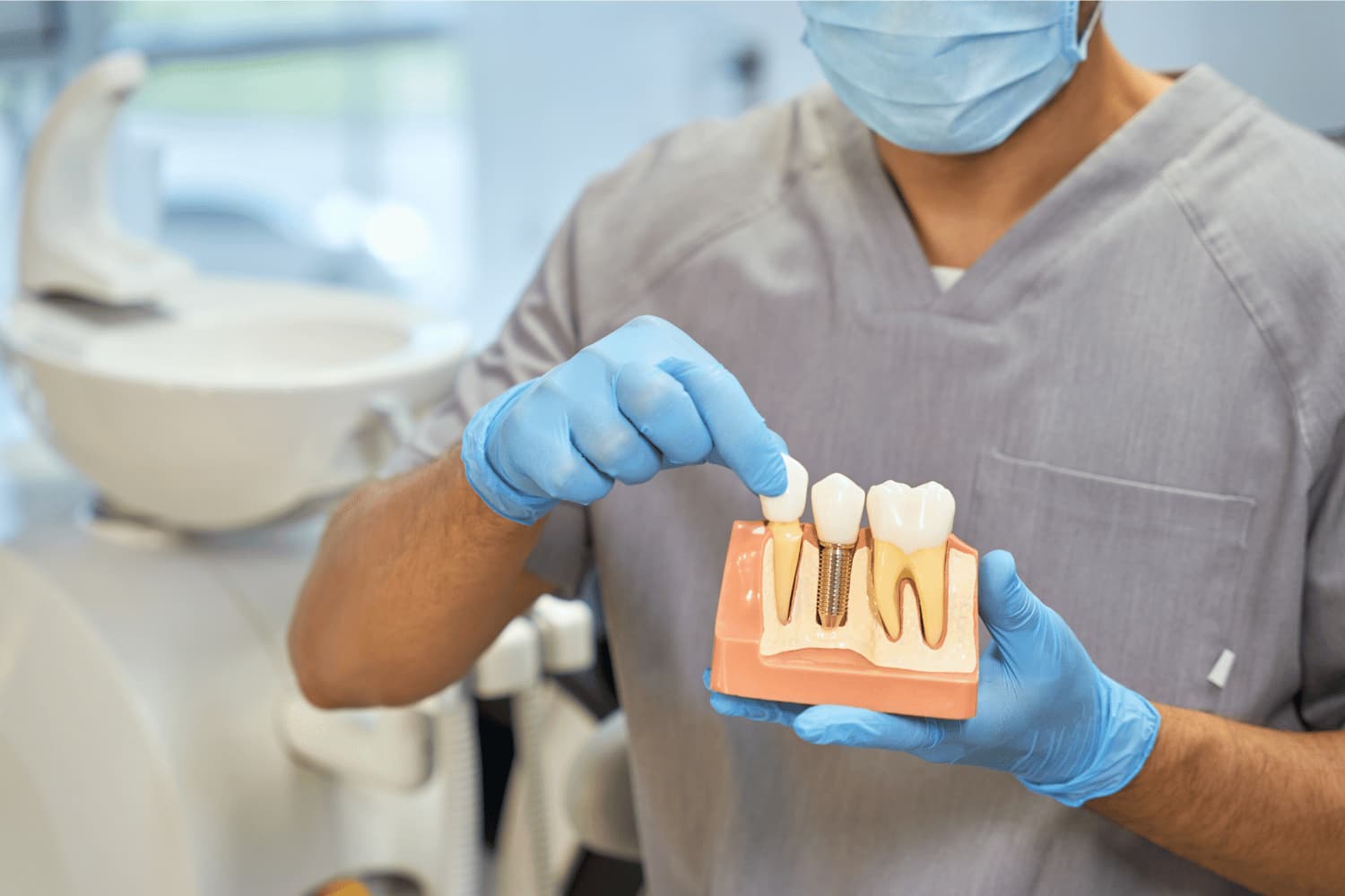 Cuánto cuesta un implante dental